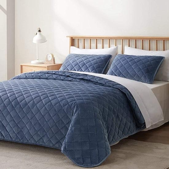 cxmicrotex Winter Bedding Collection Unique Geometric Quilted Velvet Quilt Set